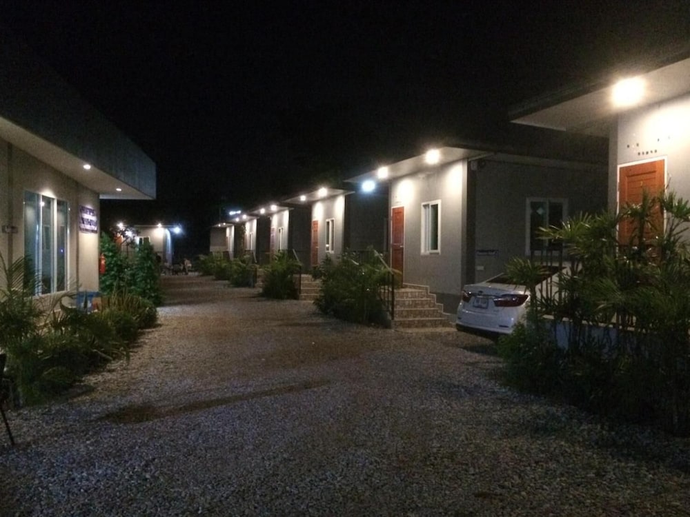 Фото Baan Phu Jad Kan Resort