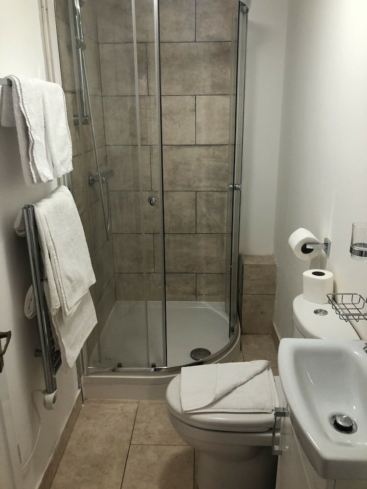 Фото Bourne Hall Hotel