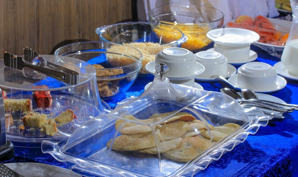 Фото Hbt Russel Hotel