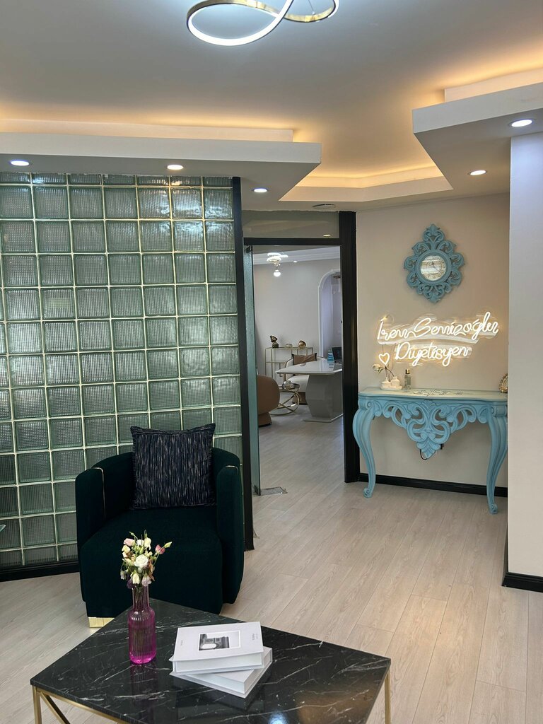 Médicos privados Dietitian Irem Semizoglu, , foto