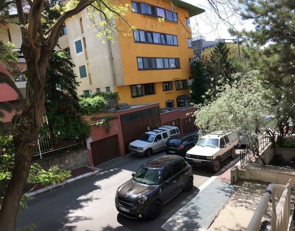 Charity fund Uçan Süpürge Vakfı, Ankara, photo