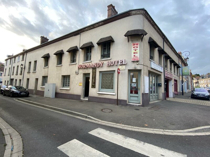Гостиница Hotel Normandy в Дрё