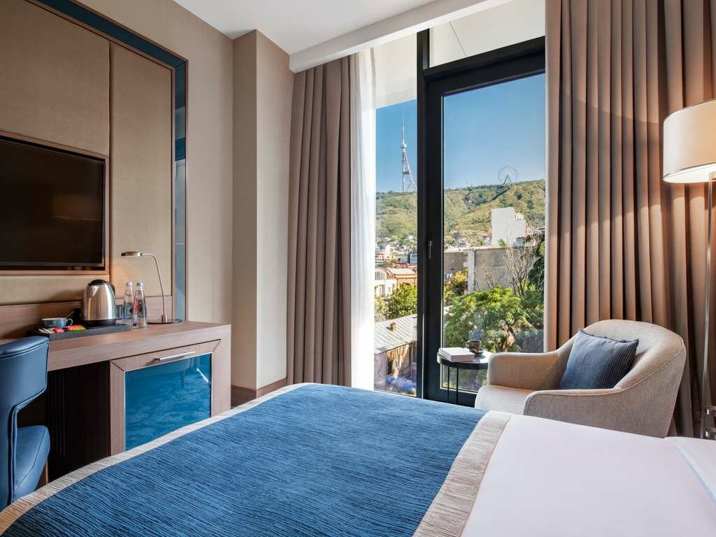 Фото Tbilisi Philharmonic Hotel by Mercure