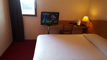 Фото Mondhotel Chelles