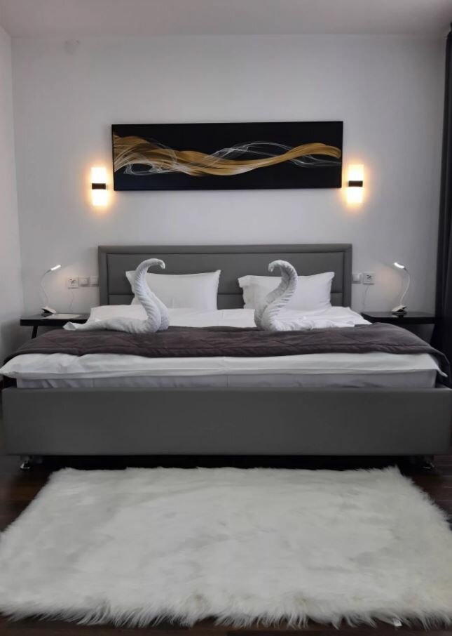 Фото Династия