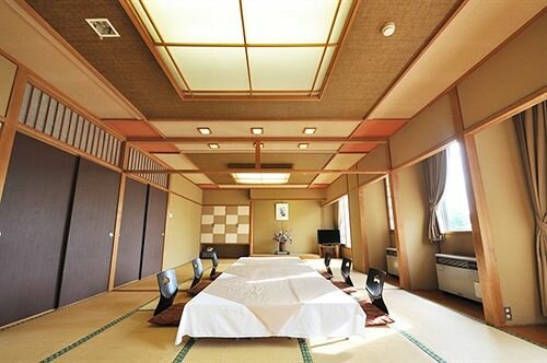 Гостиница Oohira Hotel в Префектуре Ямагата