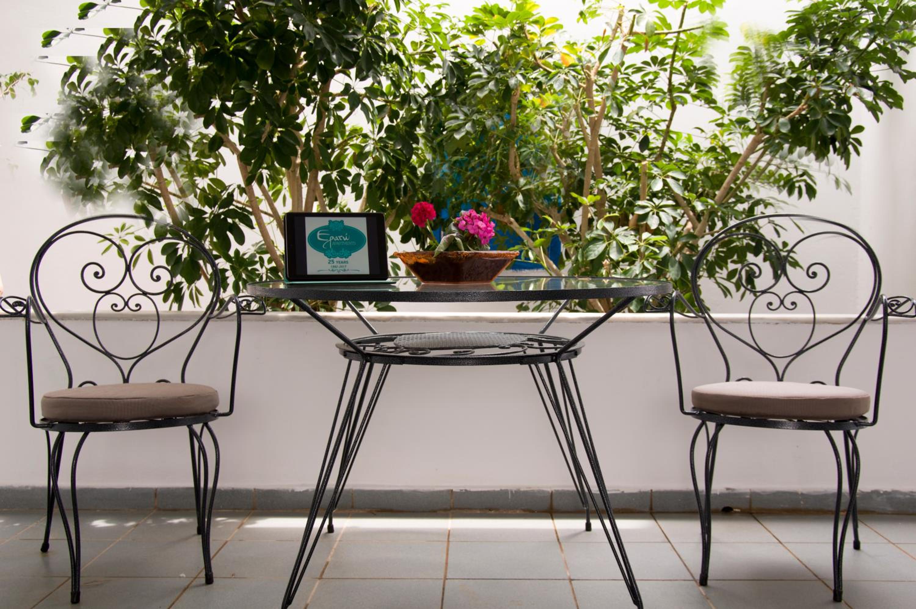 Фото Erato Apartments