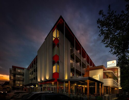 Гостиница Punt Hill Essendon Grand в Виктории