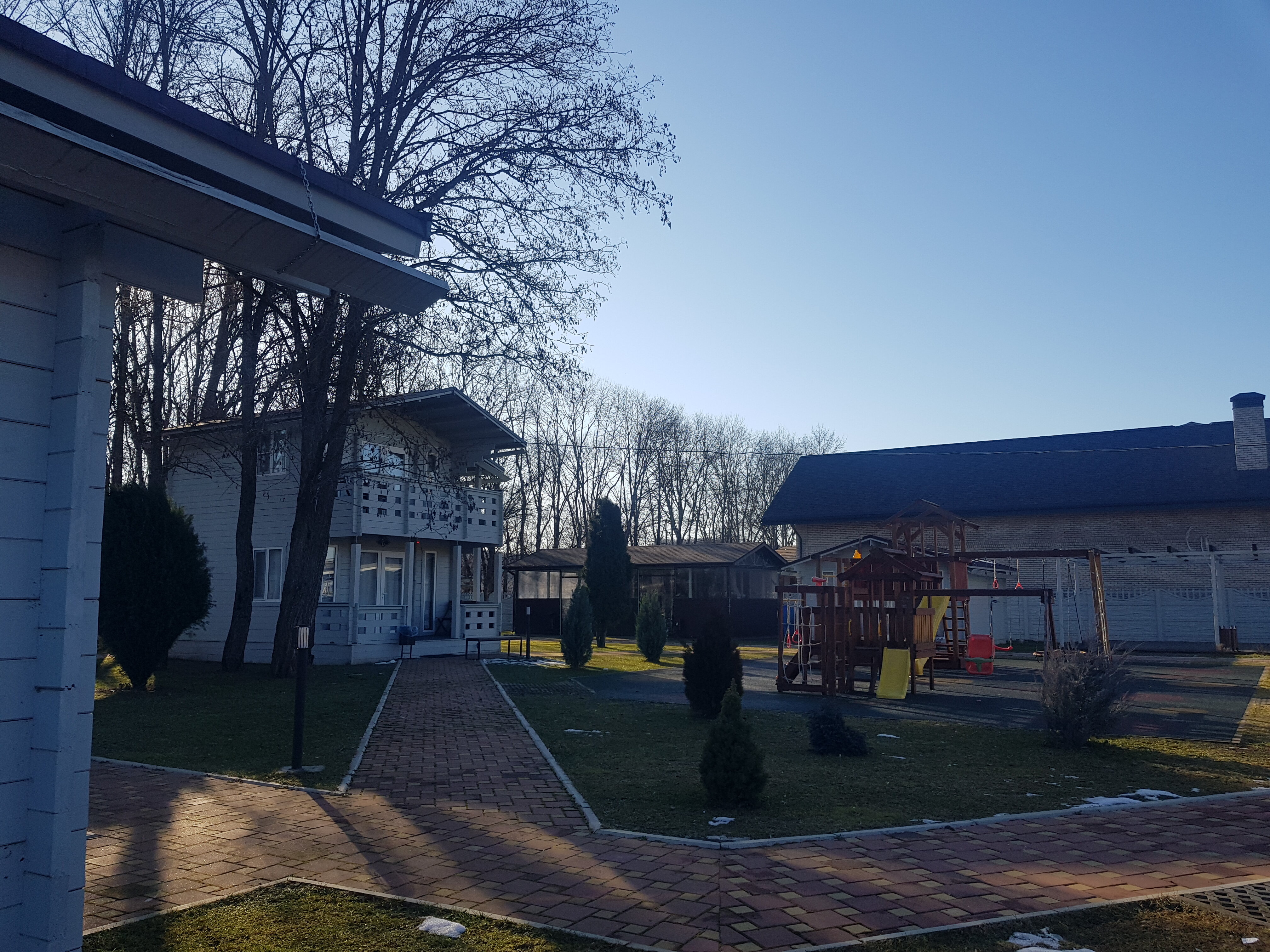 Фото отеля 2