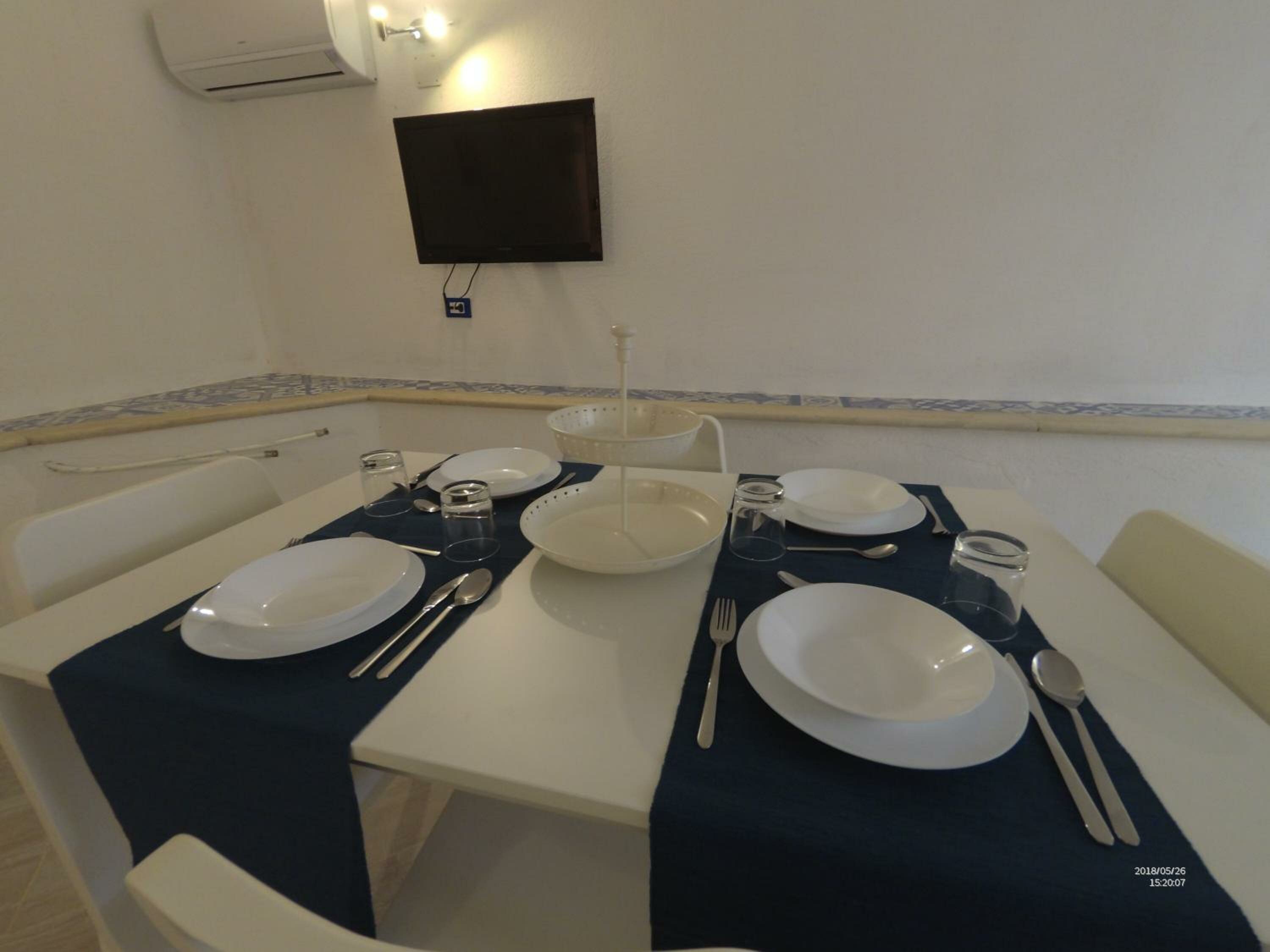 Фото La Petit Maison