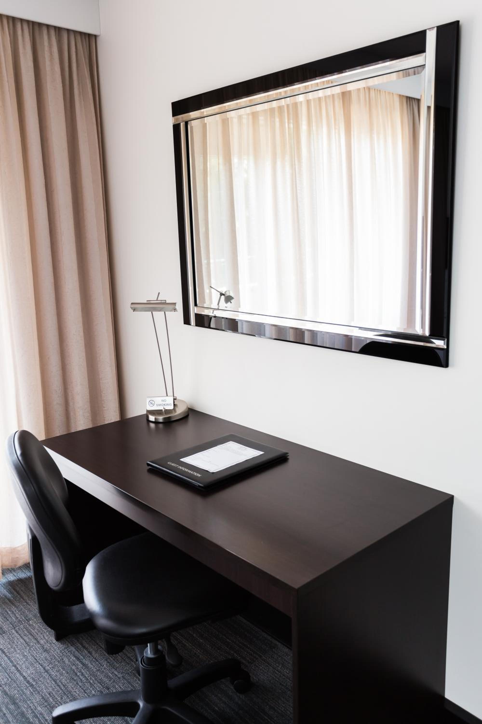 Фото St Ives Apartments