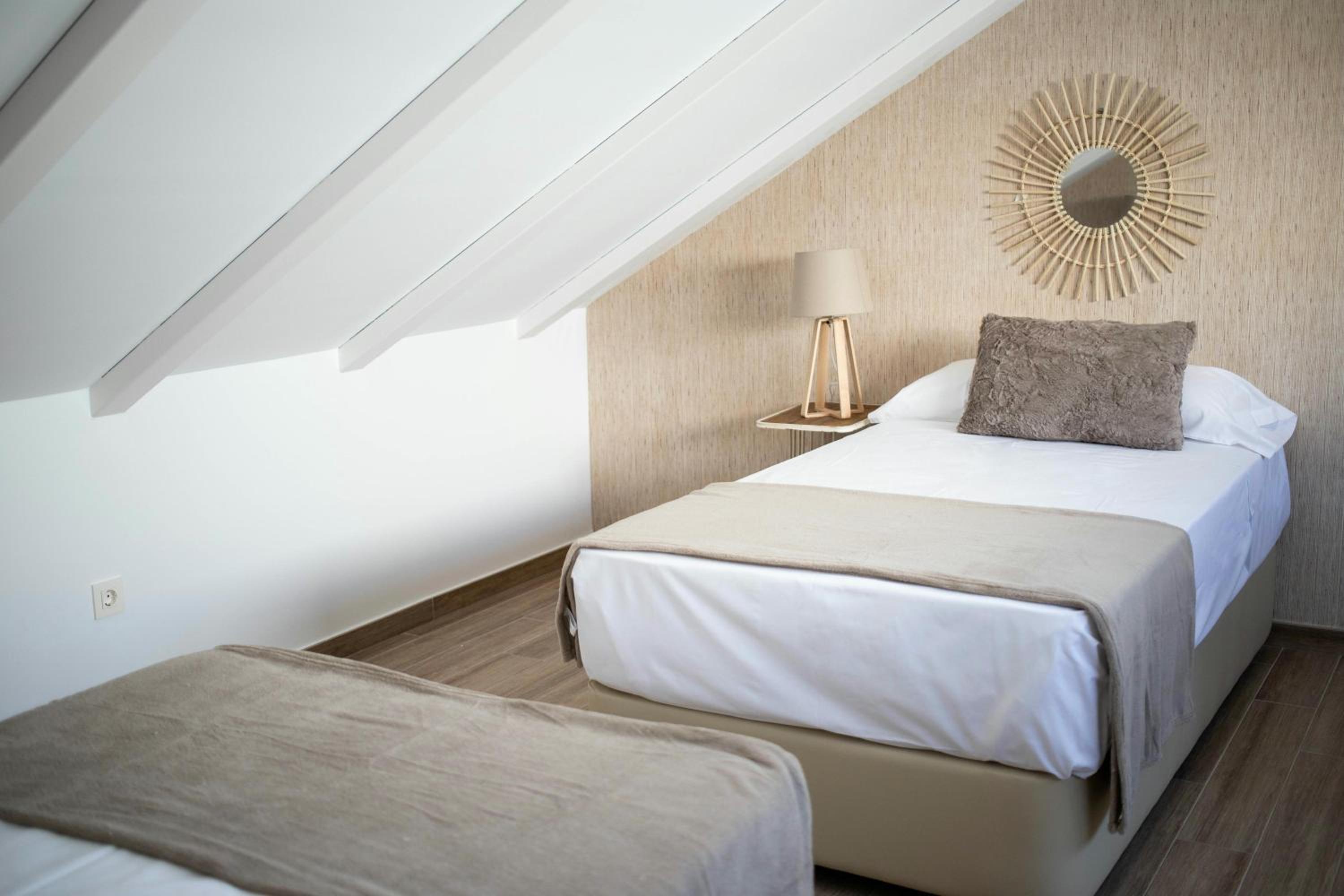 Фото Feelathome Mártires Apartments