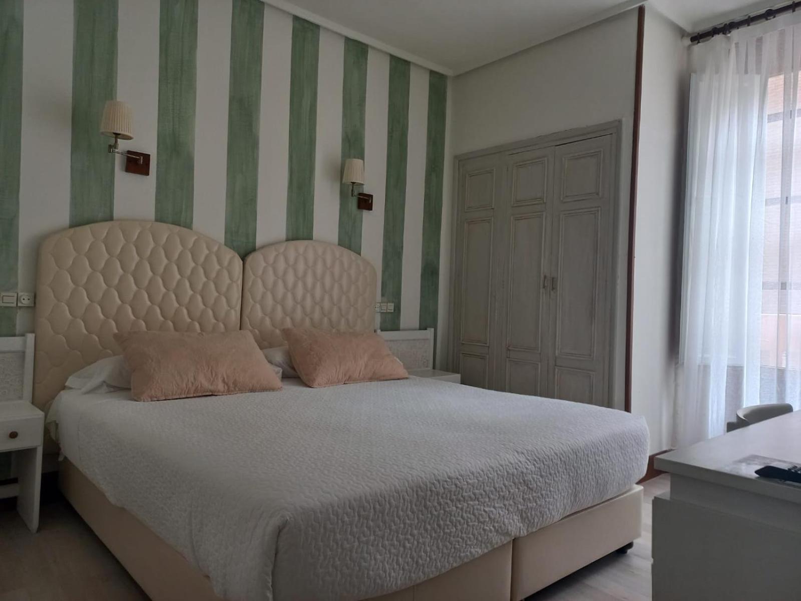 Фото La Marina Ribadesella