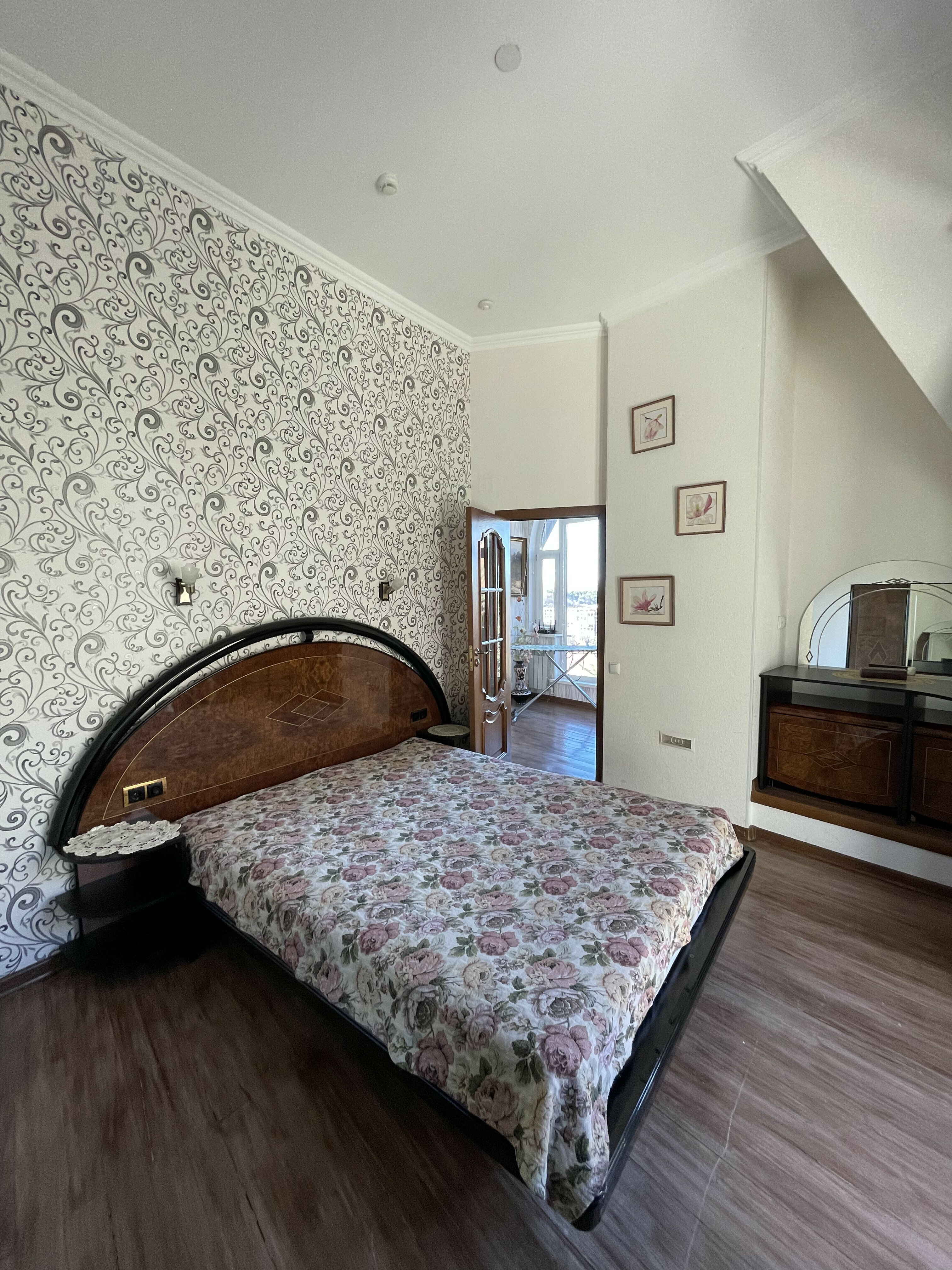 Фото Mountain Cottage