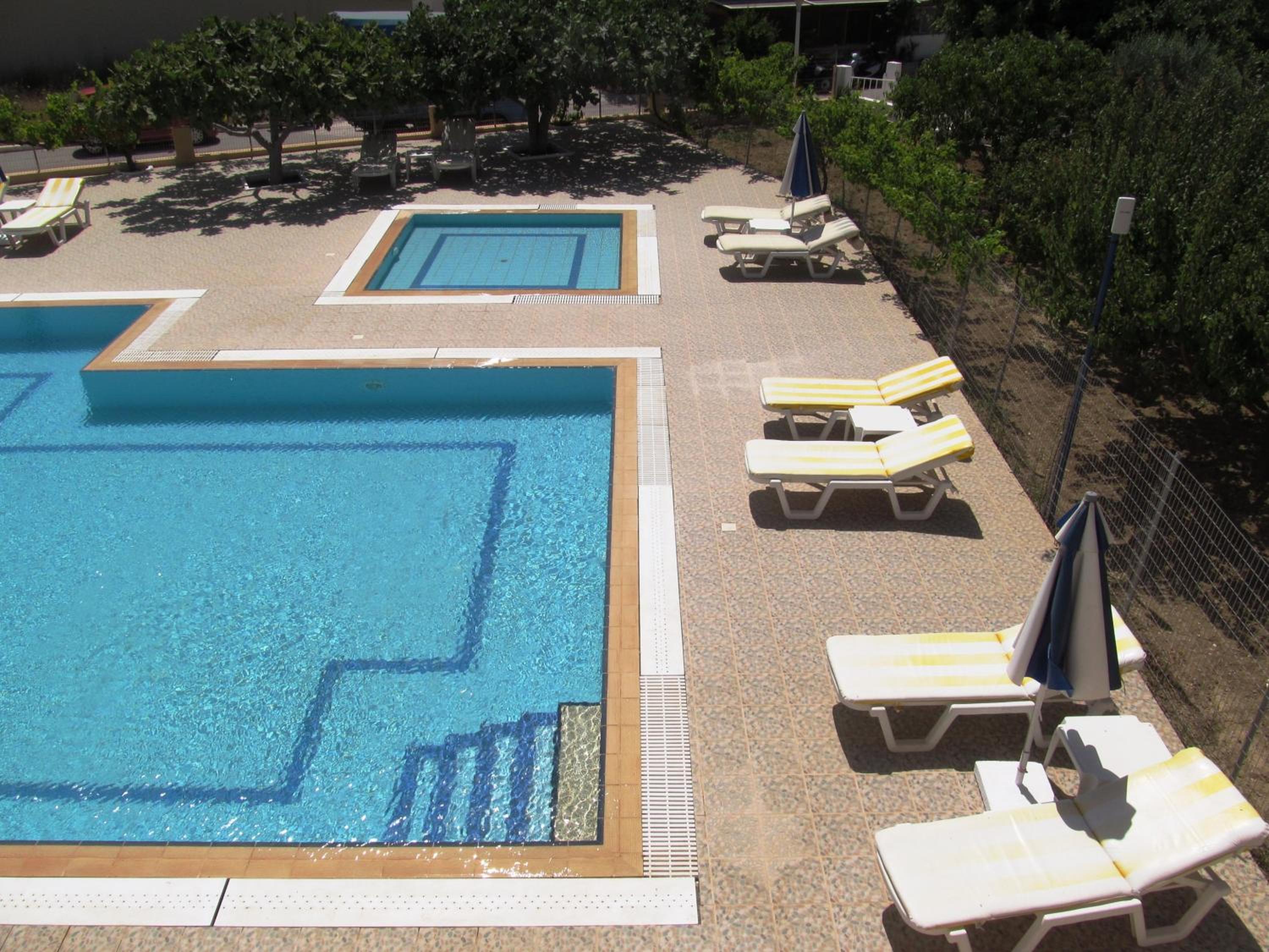 Фото Paraschos Studios