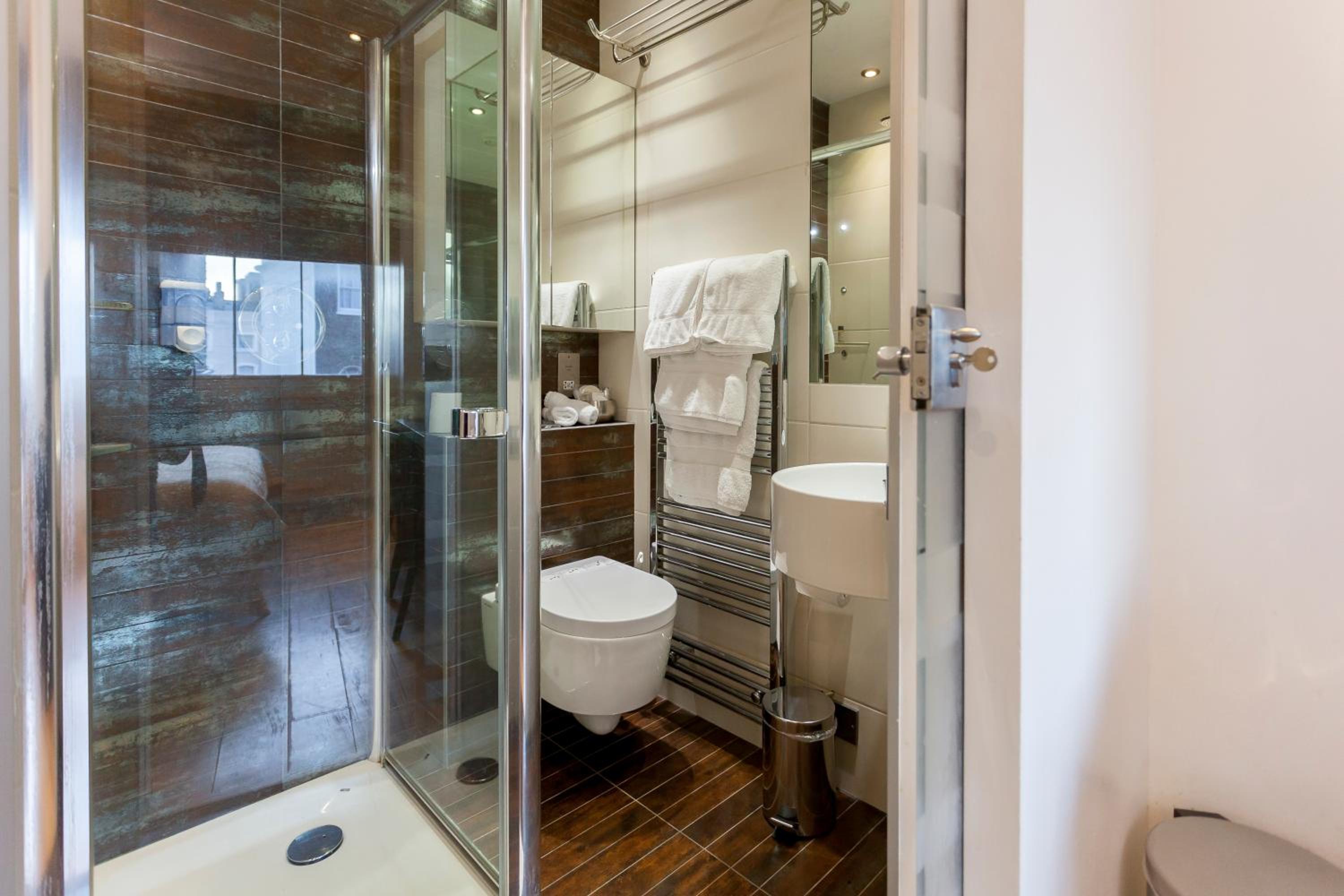 Фото Space Apart Hotel