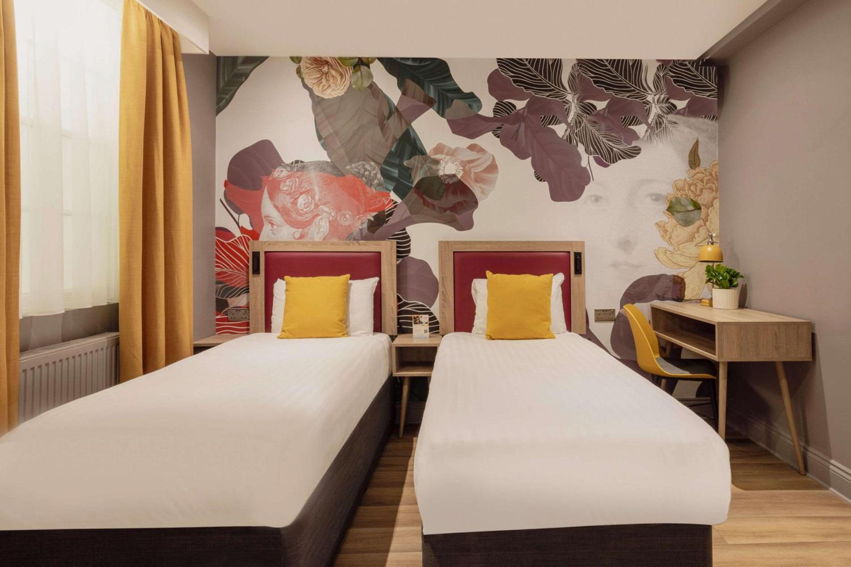 Фото Apartment Next to Victoria Station