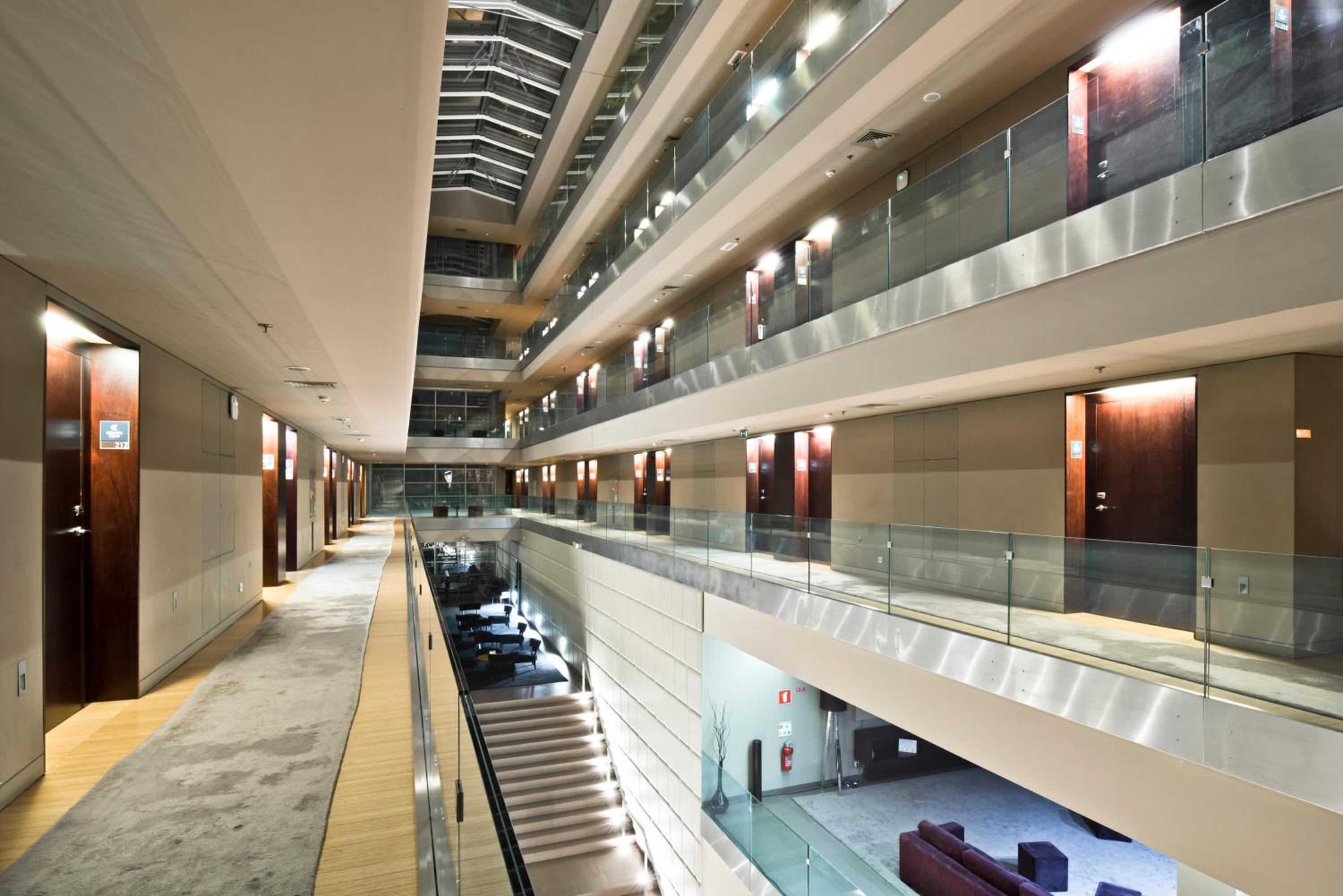 Фото Golden Tulip Sao Joao Da Madeira Hotel