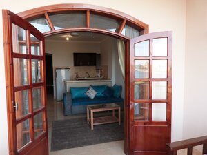 Апартаменты Luxor Plaza House