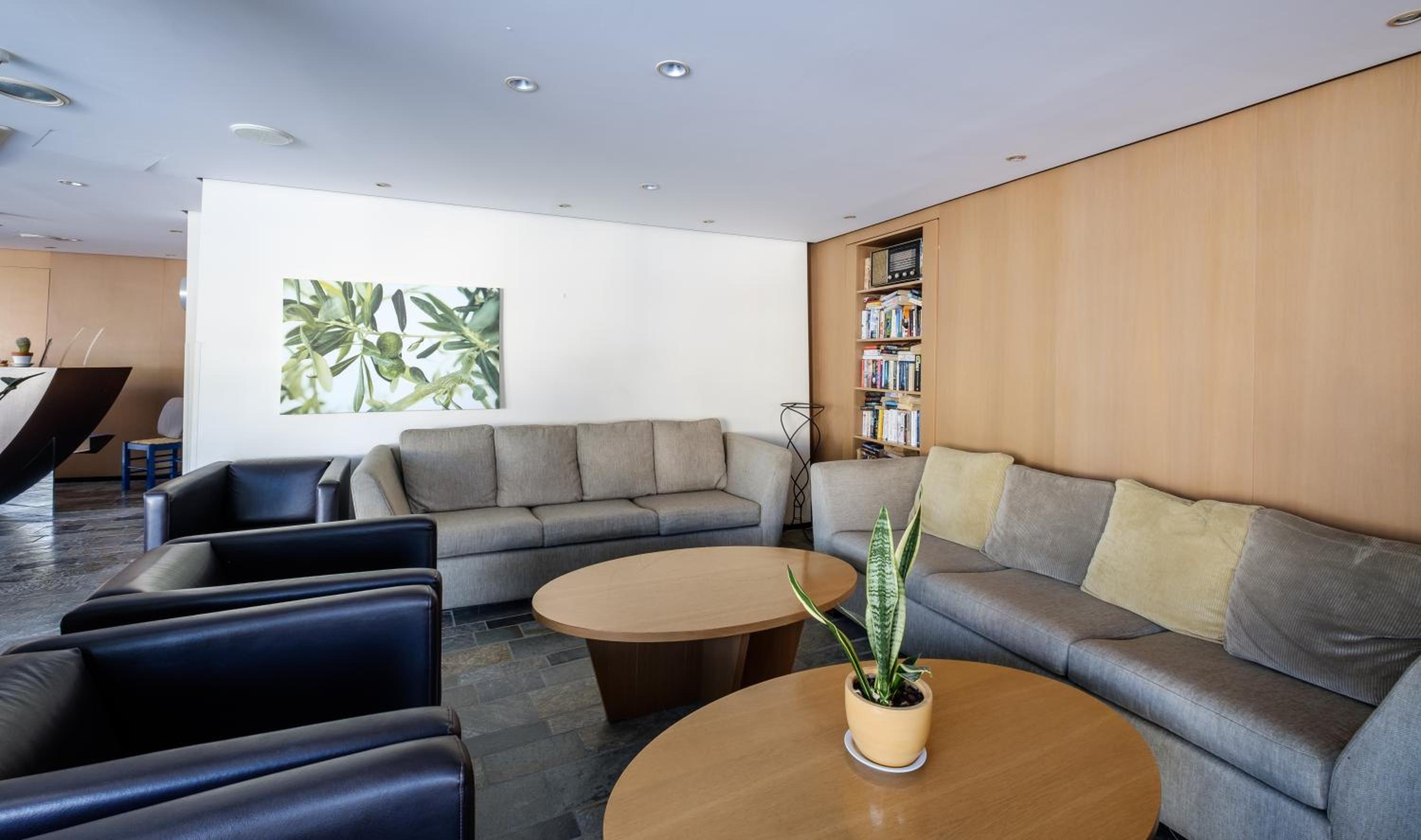 Фото Pandream Hotel Apartments