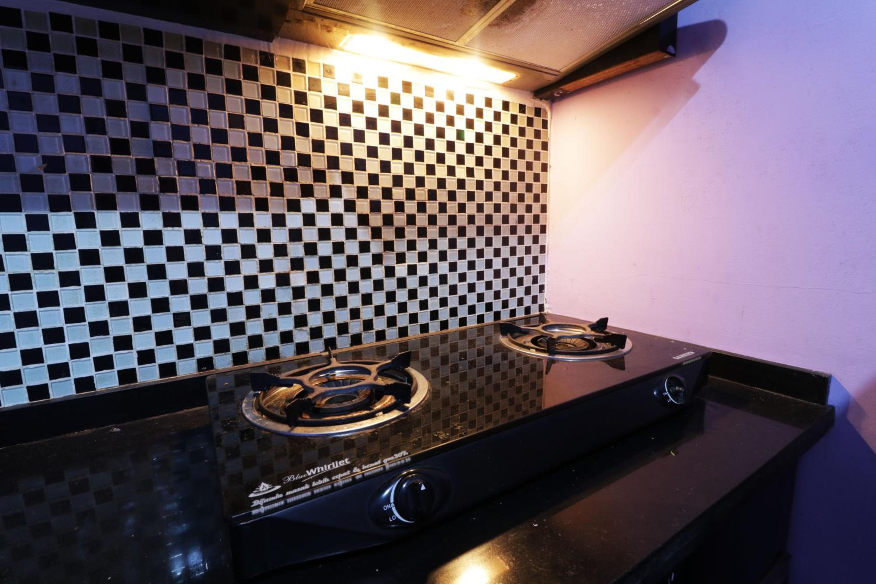 Фото Dinda Apartemen Tangerang