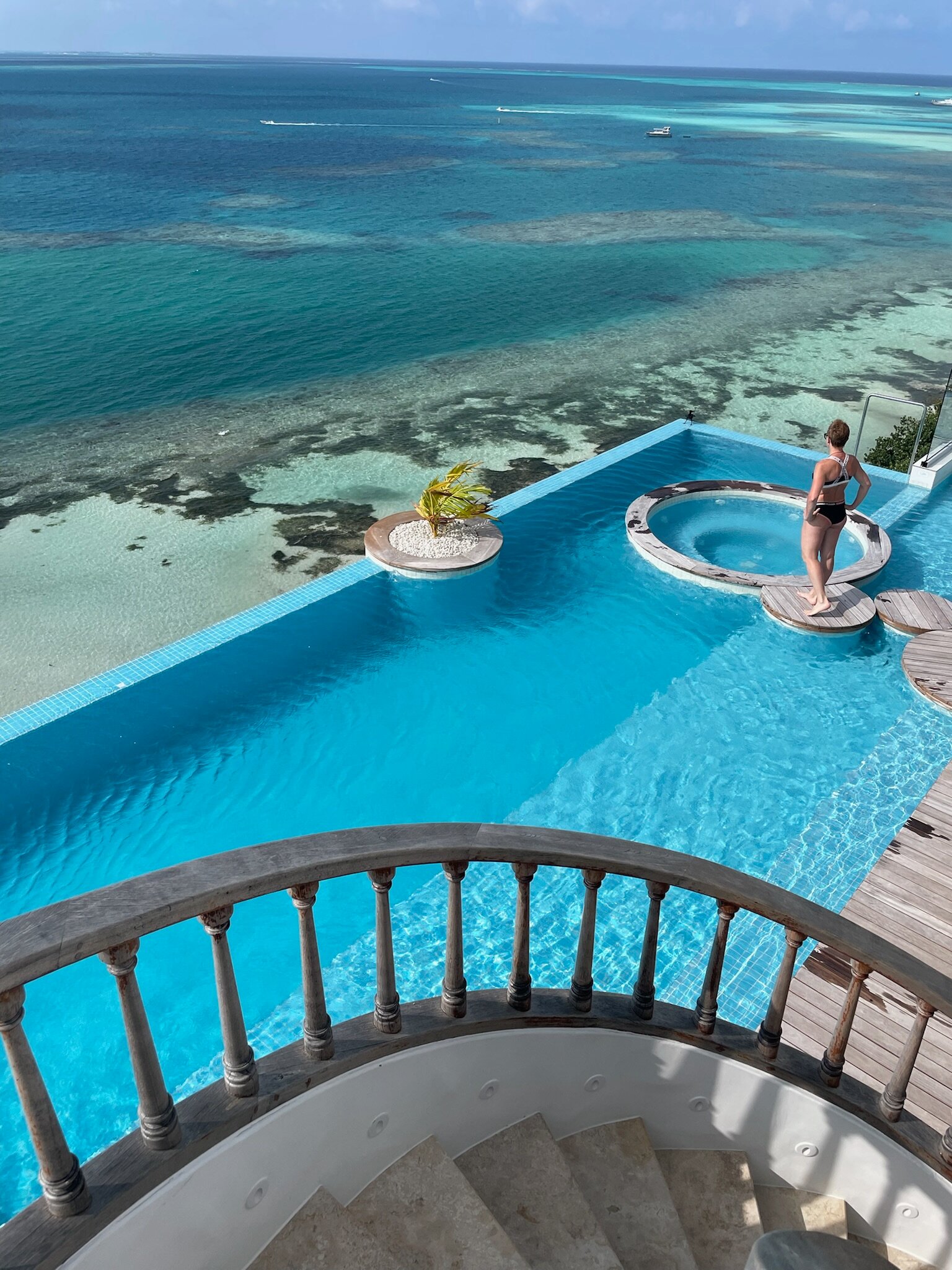 Фото Stone Hotel Dhiffushi