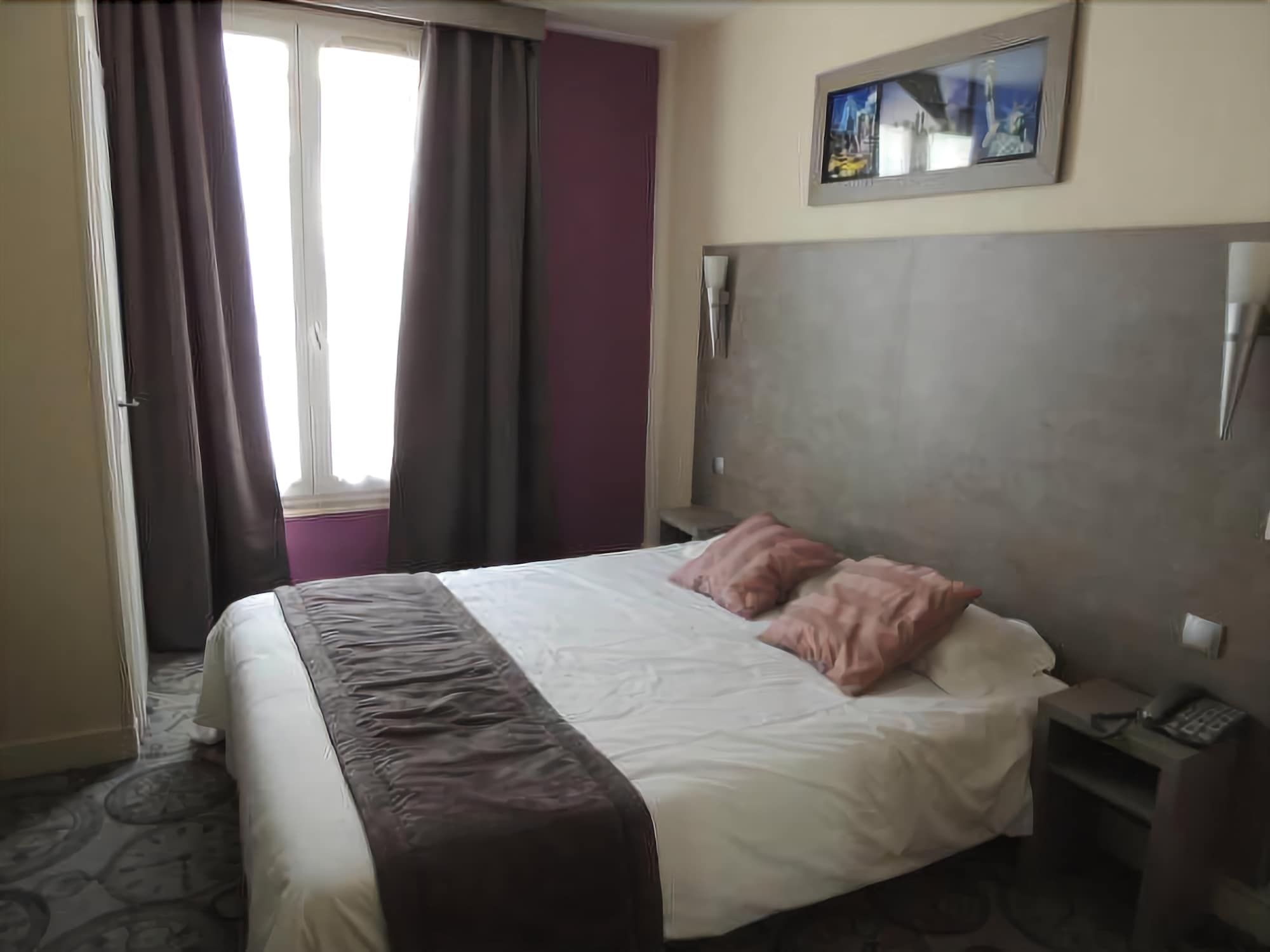 Фото Hôtel Le Home Saint Louis