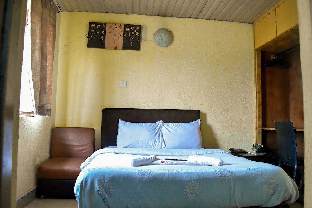 Фото Ashosh Hotel