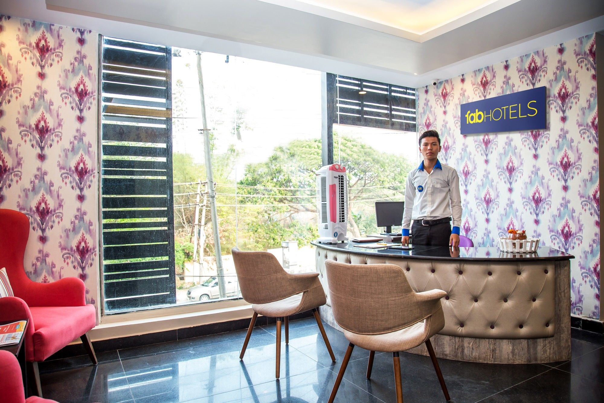 Фото Fabhotel Astra Suites Hsr Layout