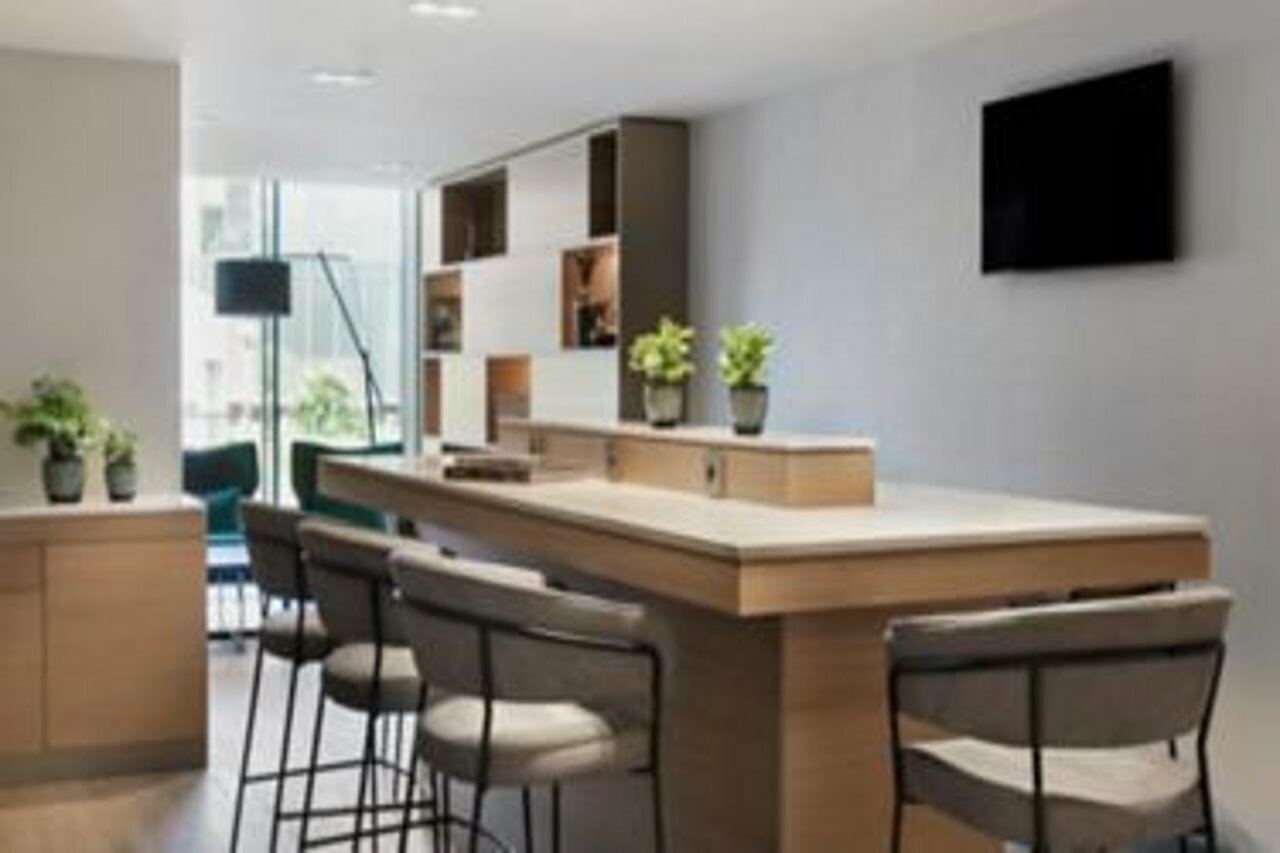 Фото Courtyard by Marriott Batumi