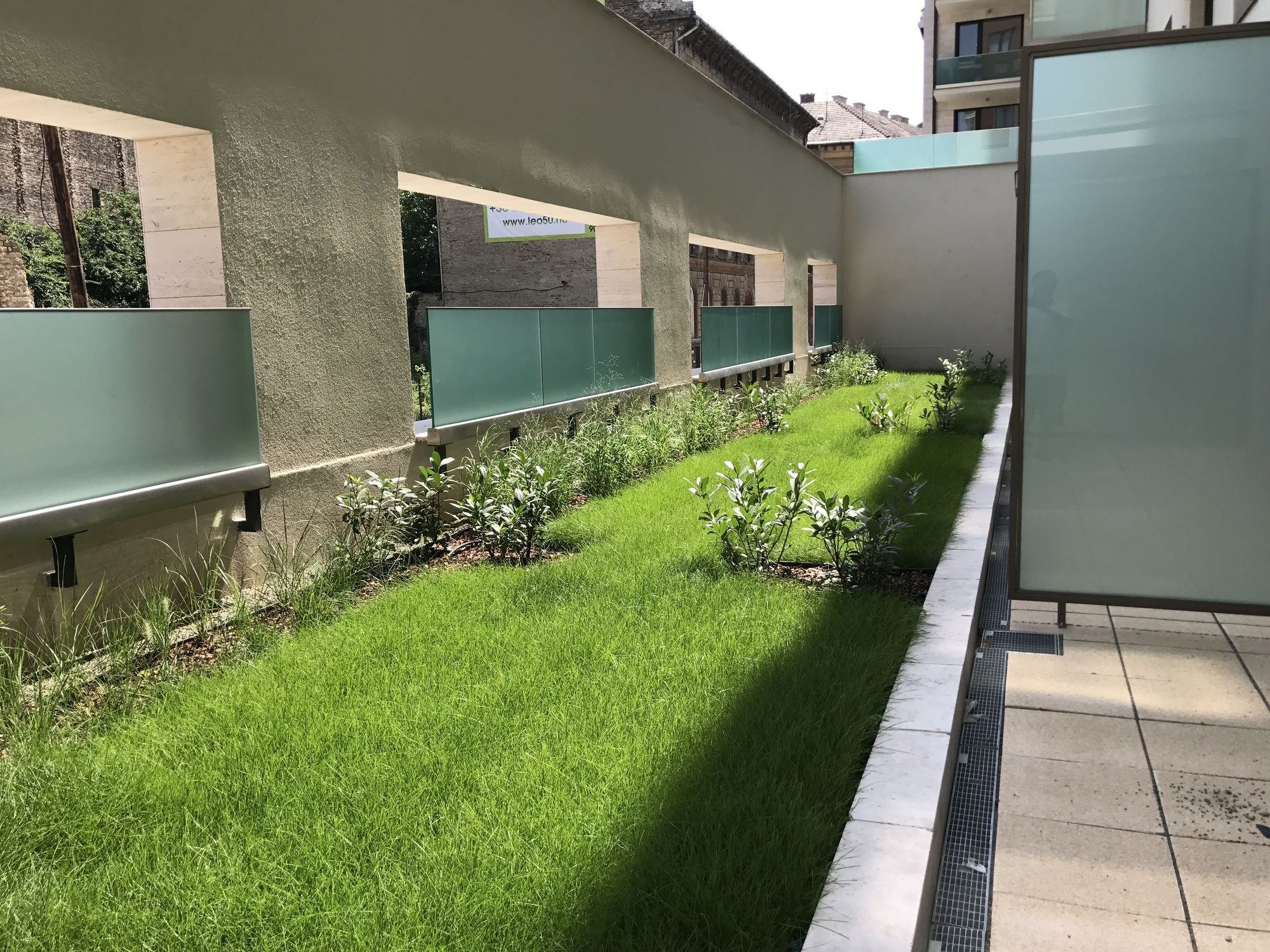 Фото Corvin Rose Apartment Hotel