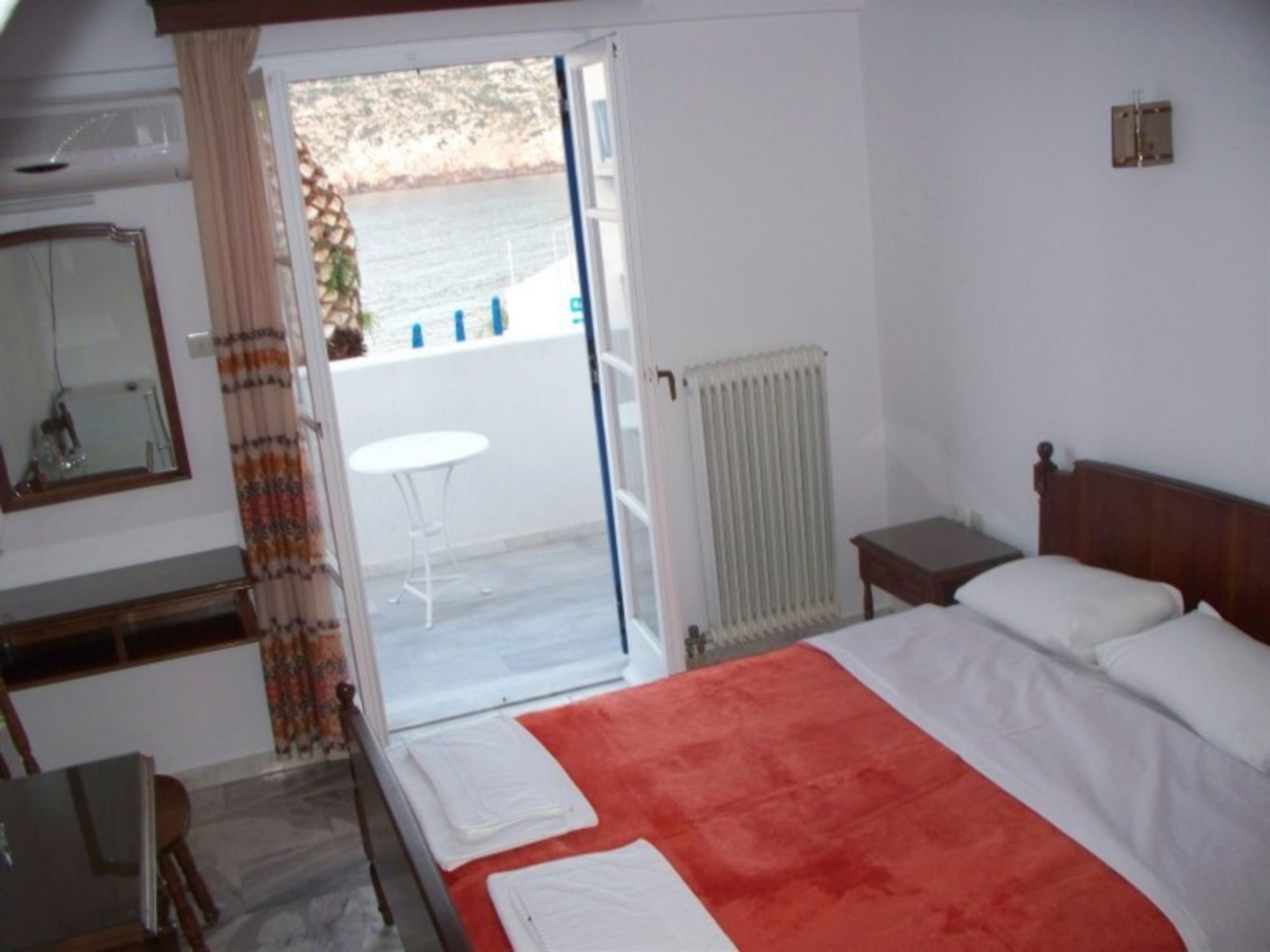 Фото Adonis Hotel Naxos