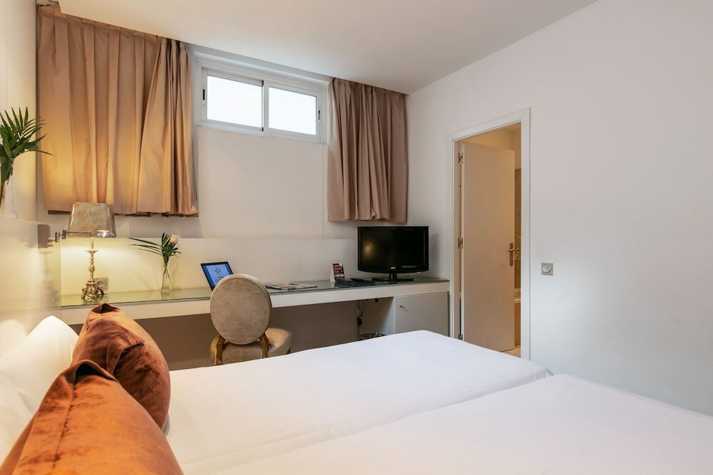 Фото Globales Acis Galatea