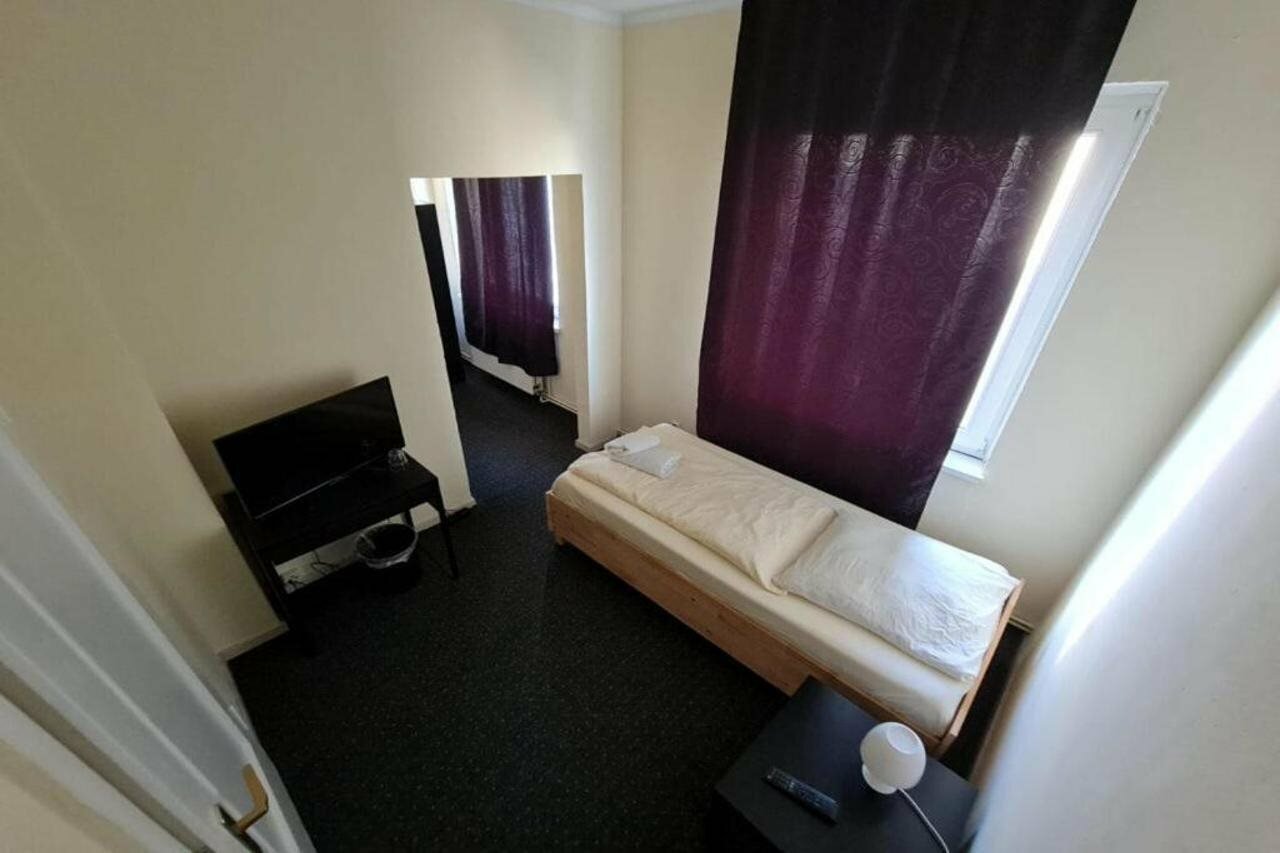 Фото Tyros Und Gaestehaus Am Weidendamm