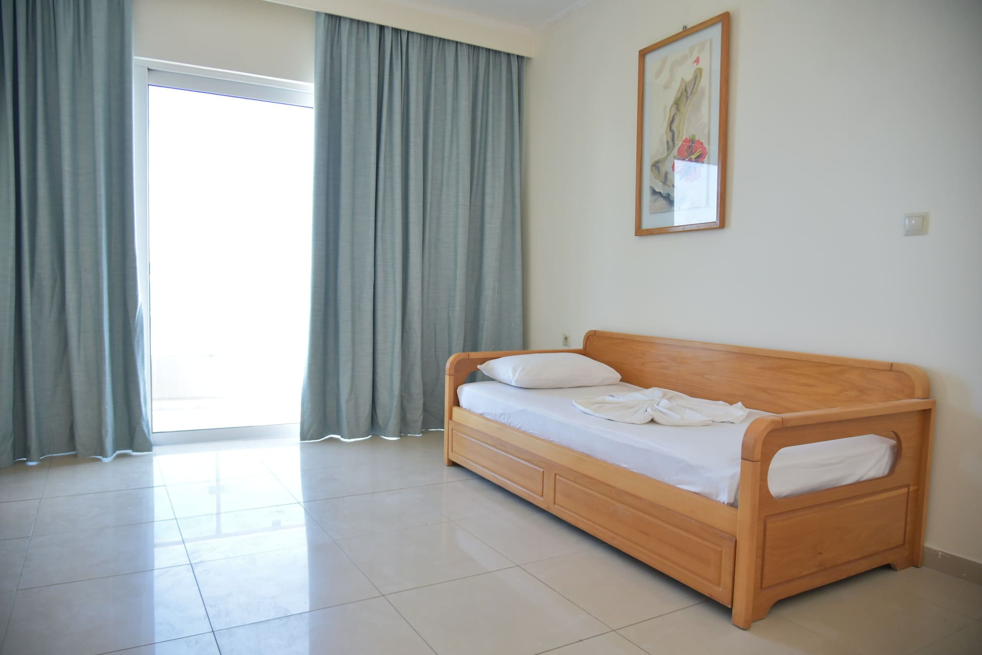 Фото Bristol Sea View Apartments