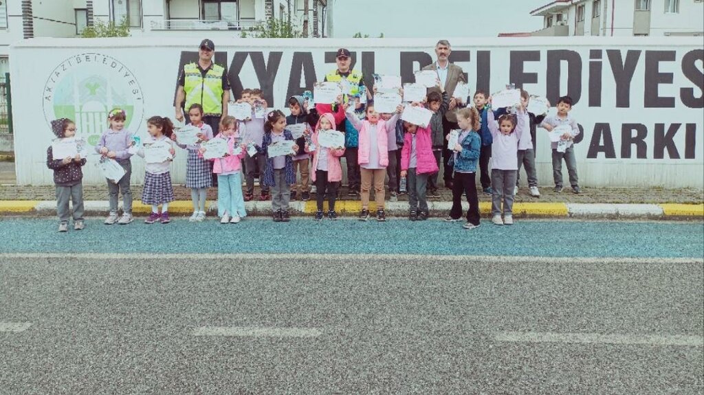 School Mehmet Soykan Primary School, Akyazi, photo