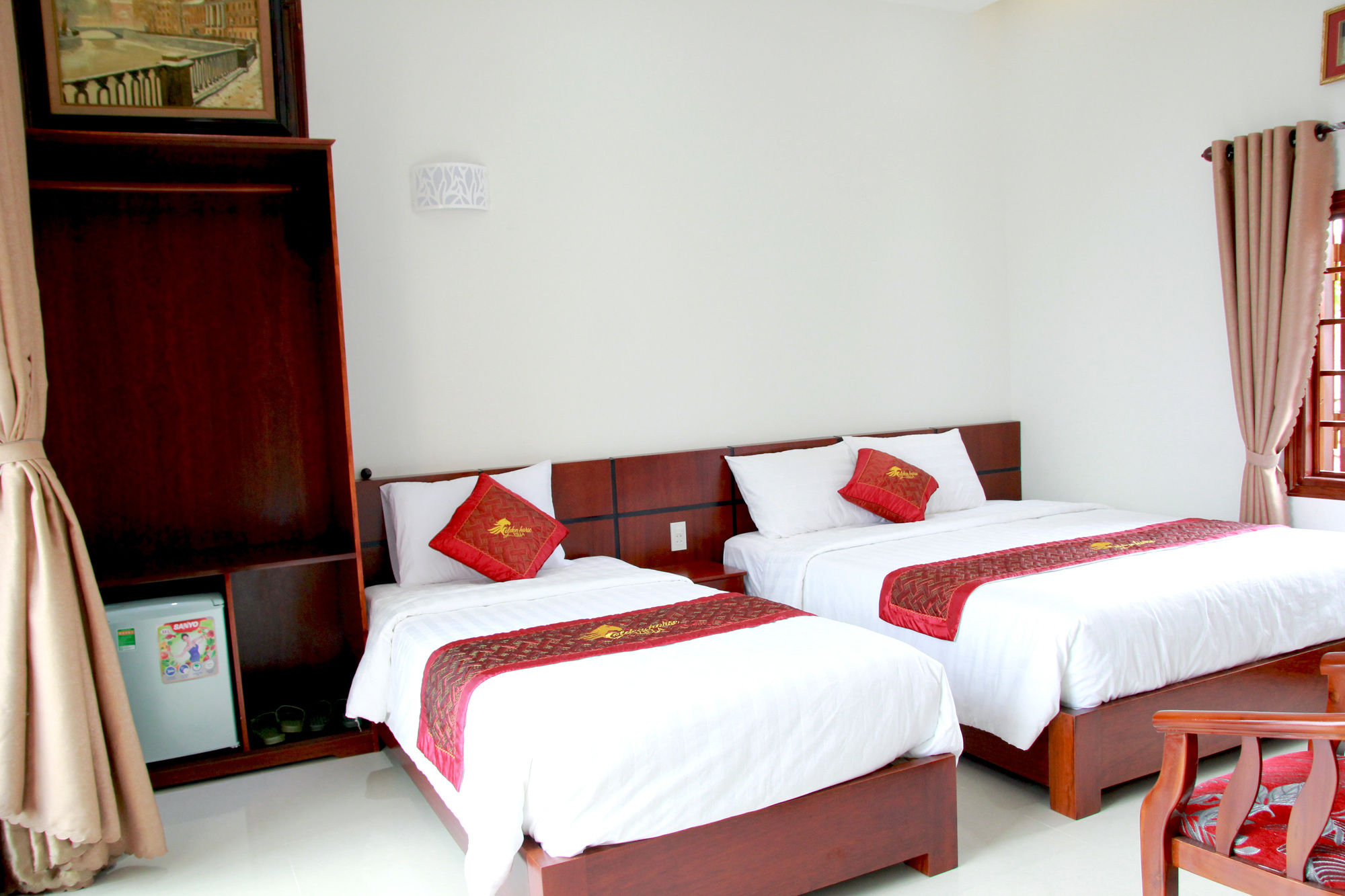 Фото Hoi An Golden Horse Villa