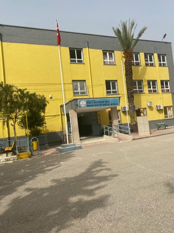 School Haci Bayram Veli Imam Hatip Secondary School, Adana, photo
