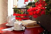 Фото New Orient Hotel