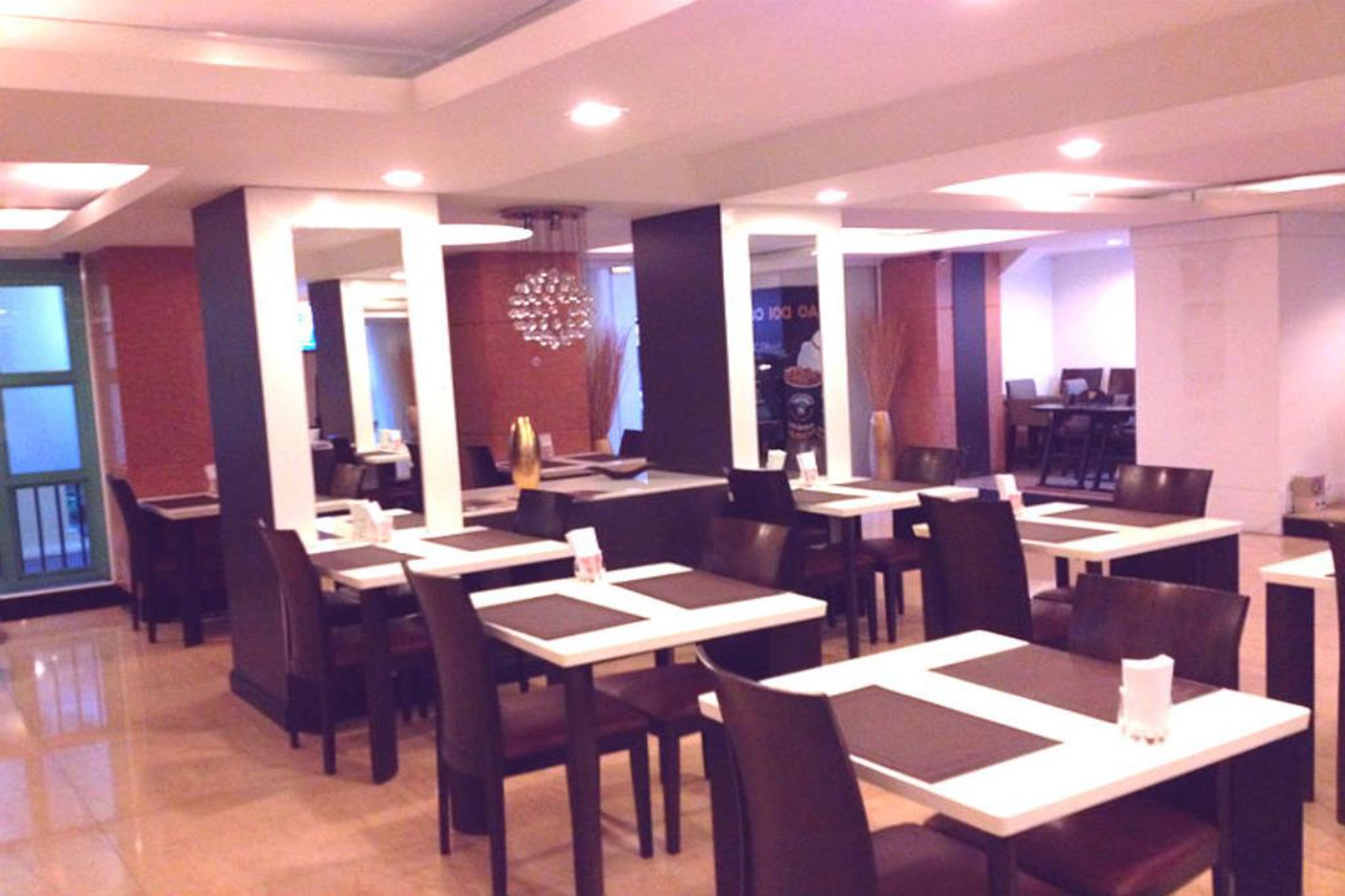 Фото Hope Land Hotel 