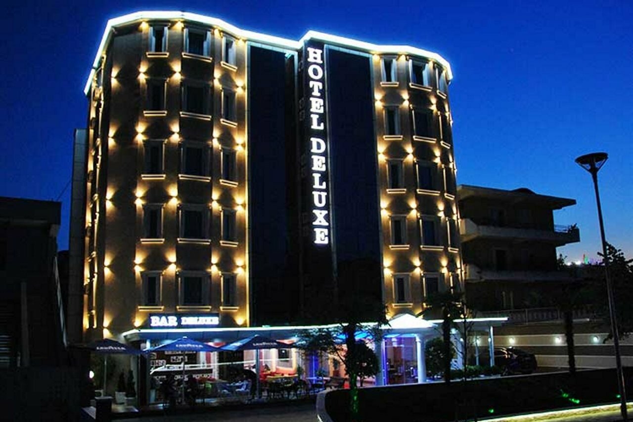 Фото Hotel Deluxe