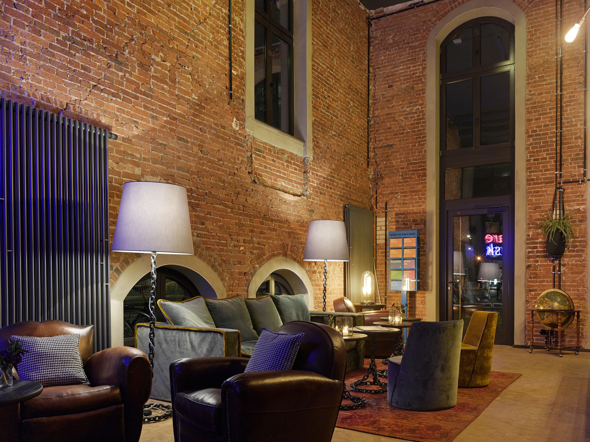 Фото 25hours Hotel Altes Hafenamt