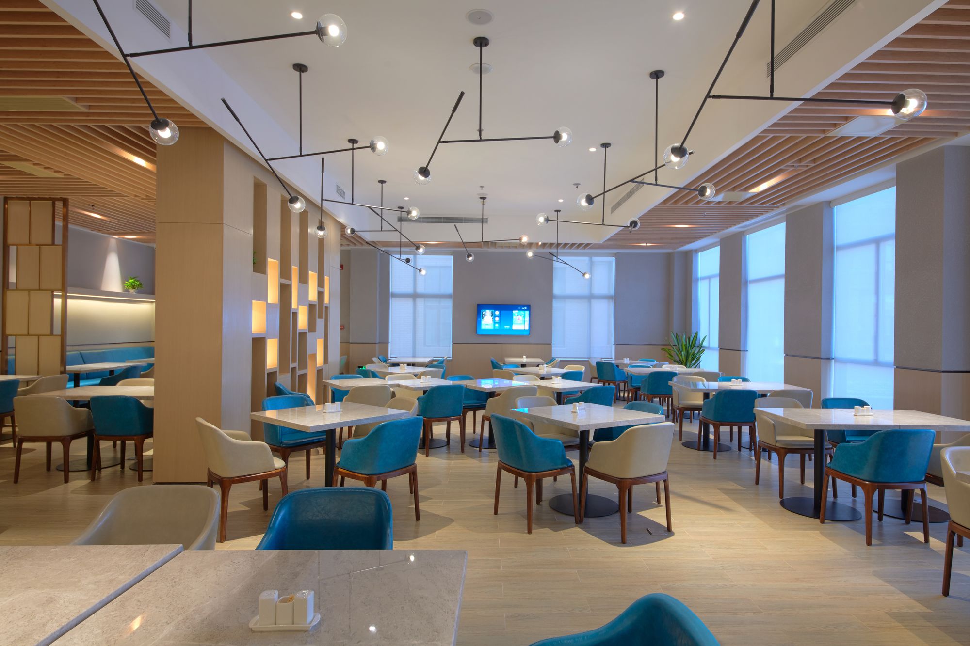 Фото Holiday Inn Express Shenyang Tawan