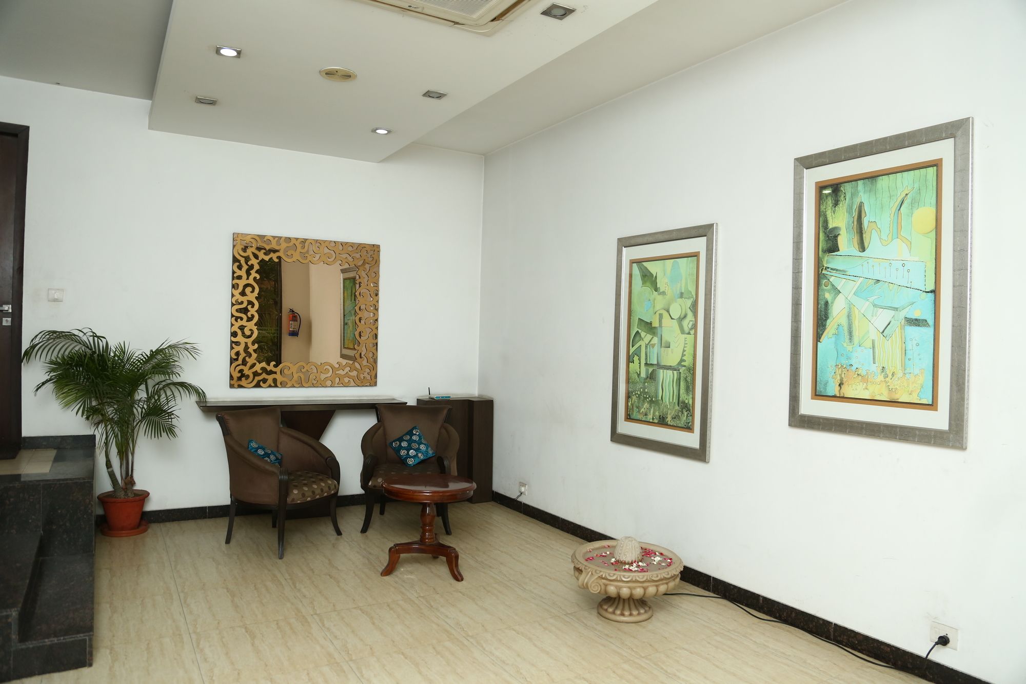 Фото Imperial Apartments