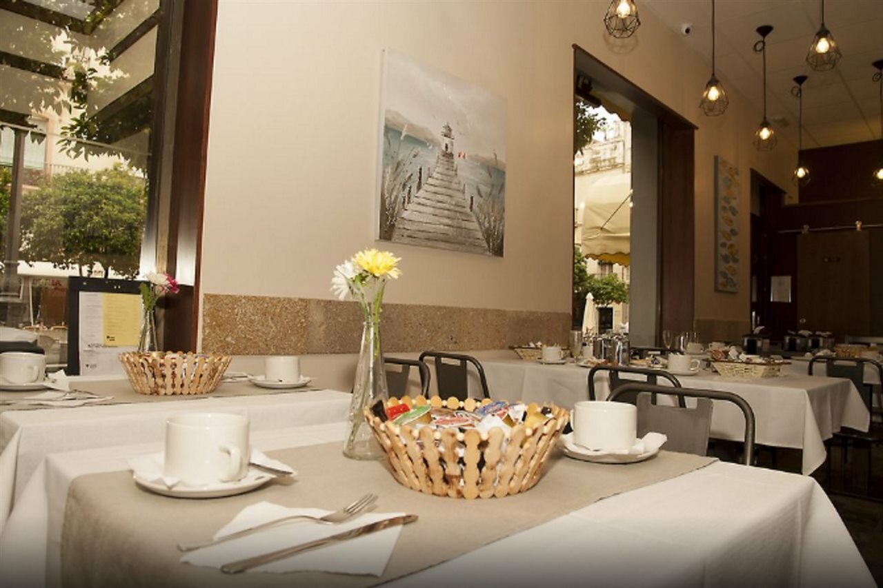 Фото Hotel de Francia y París