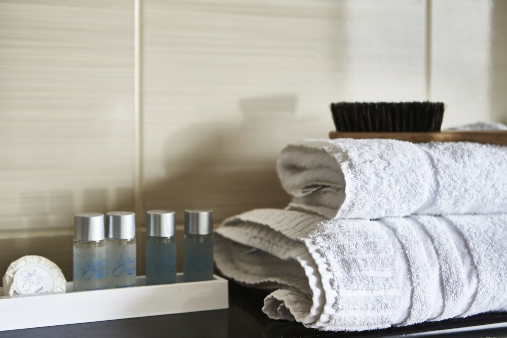 Фото Bournemouth West Cliff Hotel