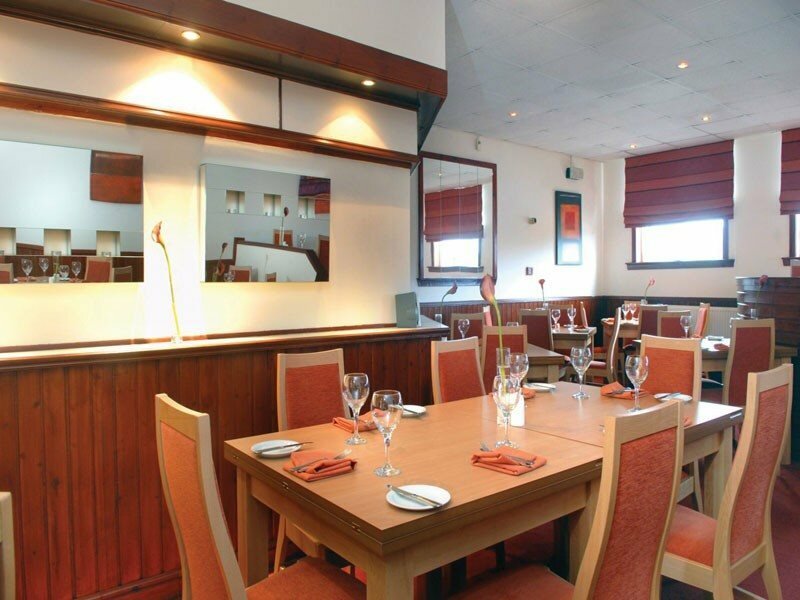 Фото King Robert Hotel