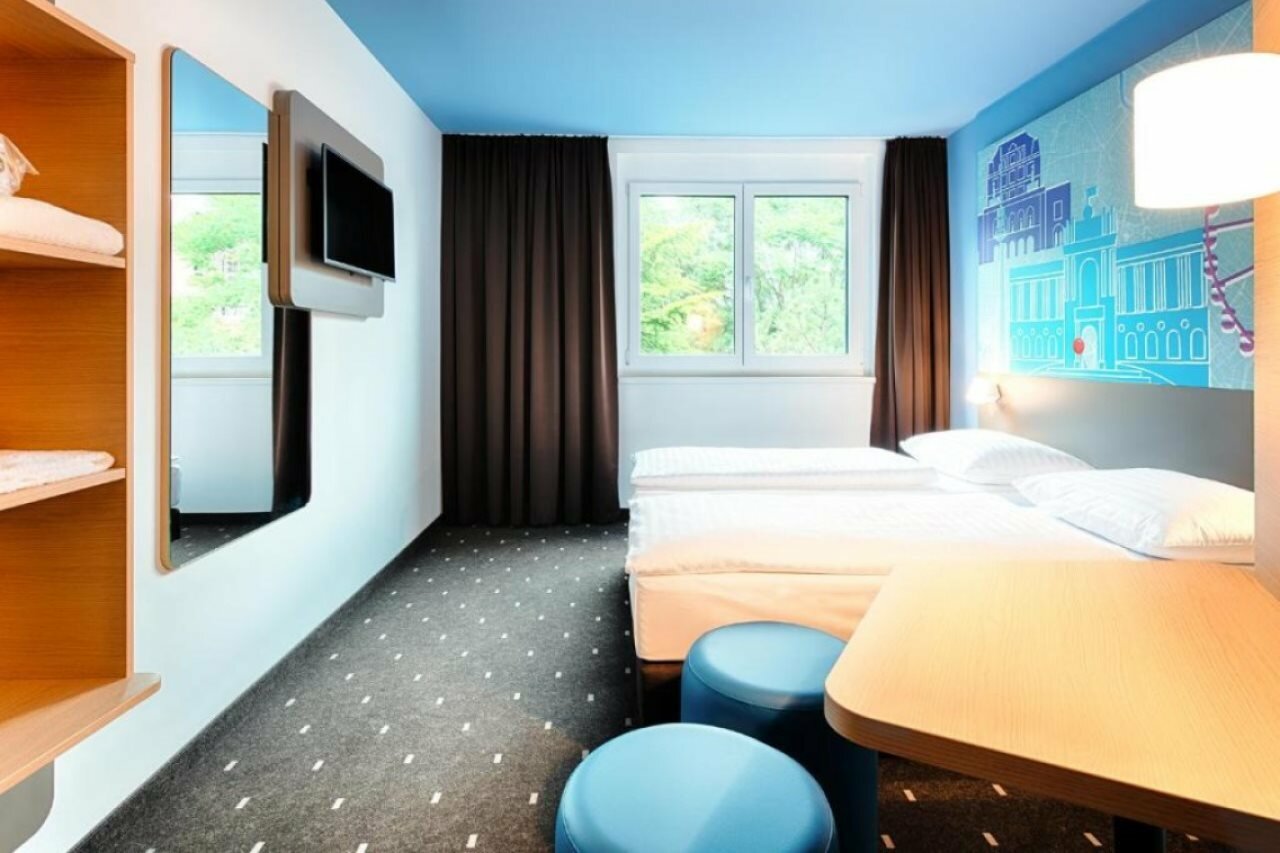 Фото B&b Hotel Wien-Meidling