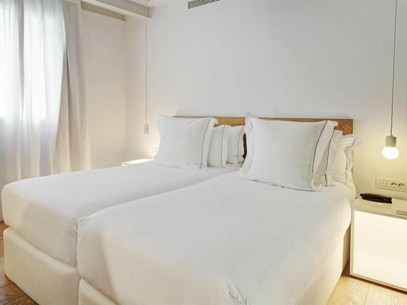 Фото One Shot Prado 23