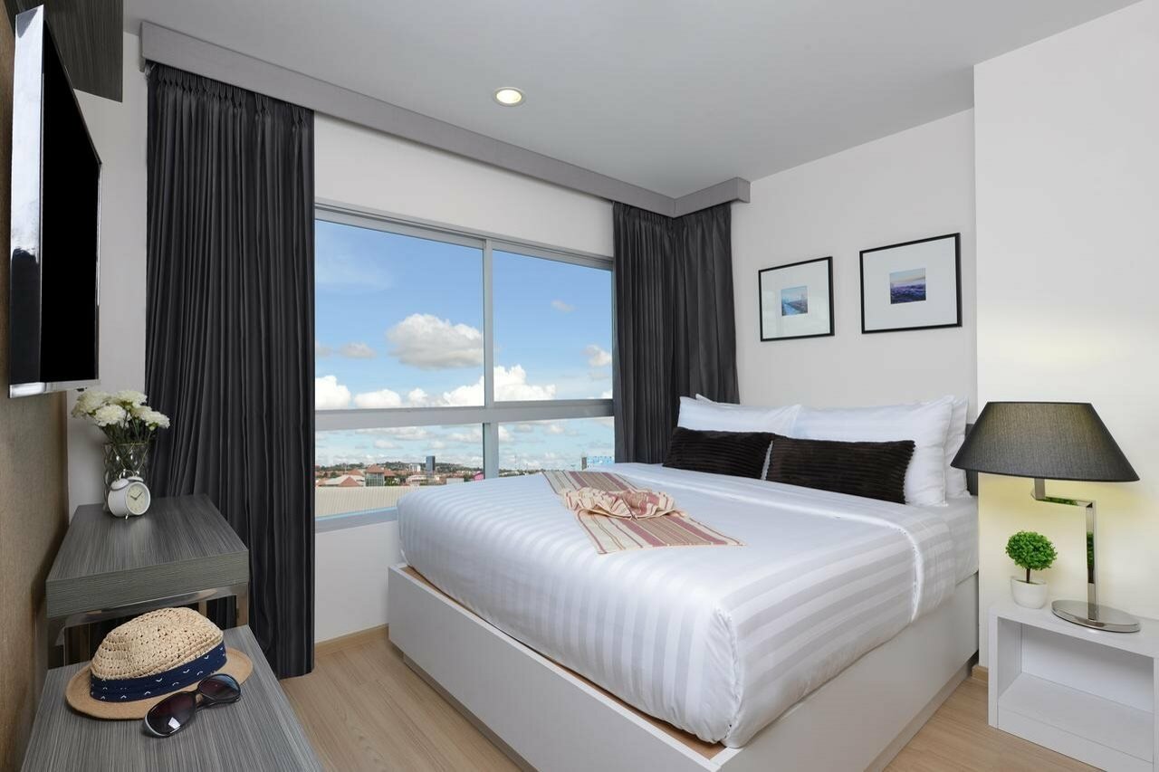 Фото The Grass Serviced Suites